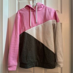 Cozy tri colored Ardene Hoody